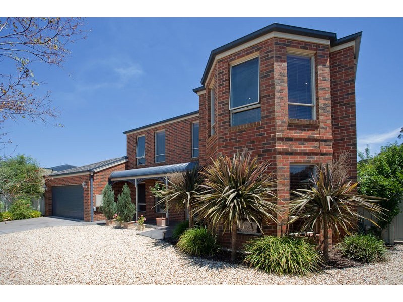 13 Kooringal Drive, Eaglehawk VIC 3556