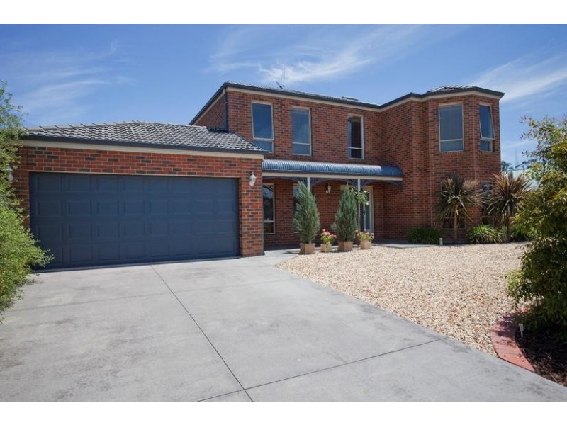 13 Kooringal Drive, Eaglehawk VIC 3556