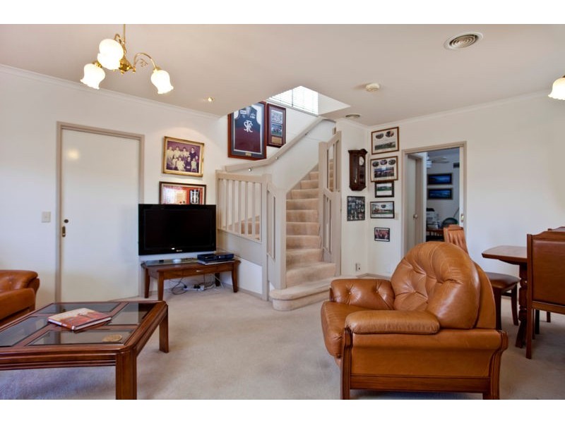 8A Roslyn Court, Kennington VIC 3550