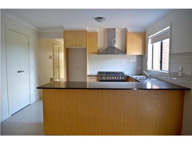 42 Barnett Drive, Kangaroo Flat VIC 3555