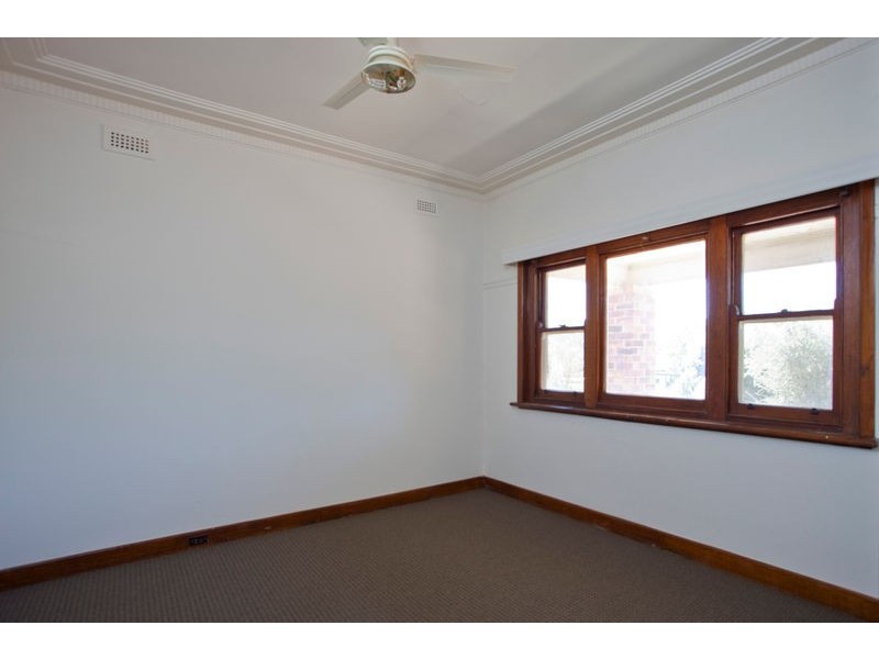 19 Weatherall Street, California Gully VIC 3556