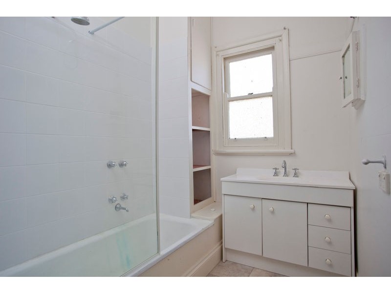 19 Weatherall Street, California Gully VIC 3556