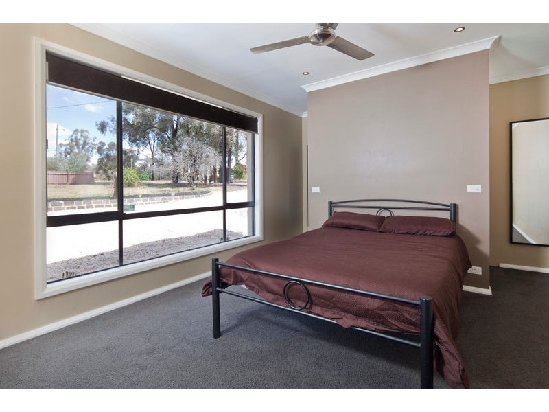 9 Tennyson Street, Quarry Hill VIC 3550