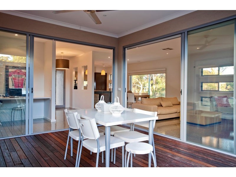 15 Bramley Place, Kennington VIC 3550