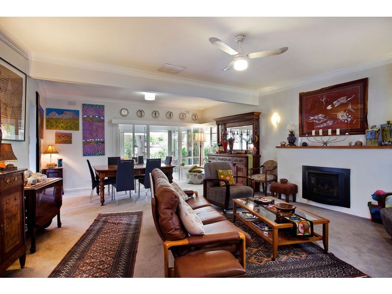 3 Desmond Street, Strathdale VIC 3550