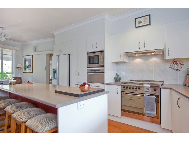 3 Desmond Street, Strathdale VIC 3550