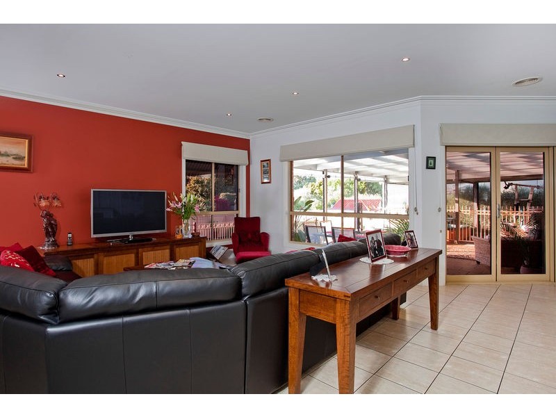 9 Fig Tree Lane, Strathdale VIC 3550