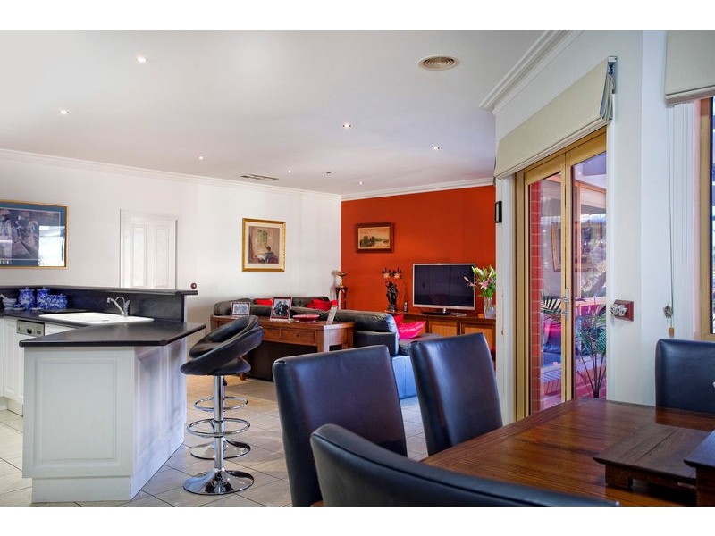 9 Fig Tree Lane, Strathdale VIC 3550