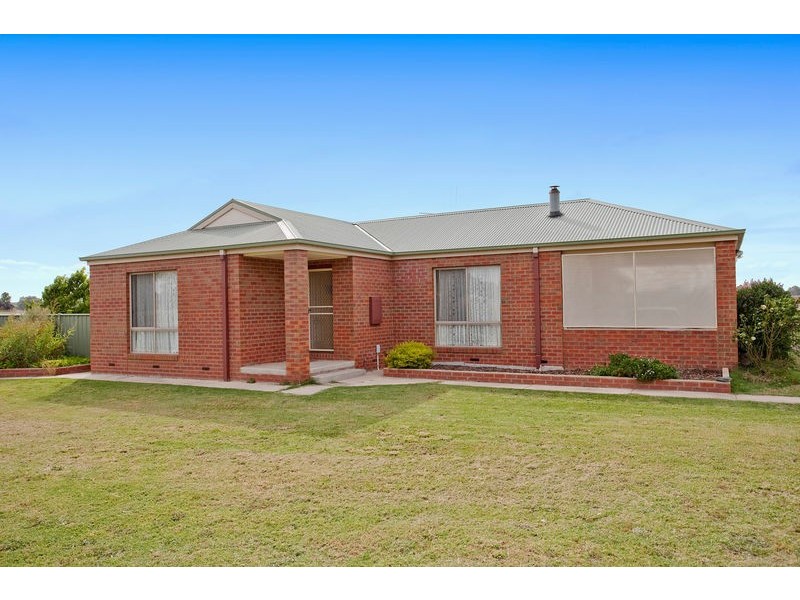 345 Station Street, Epsom VIC 3551