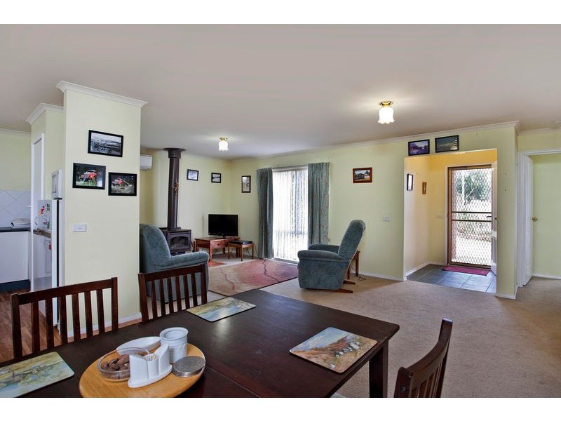 345 Station Street, Epsom VIC 3551