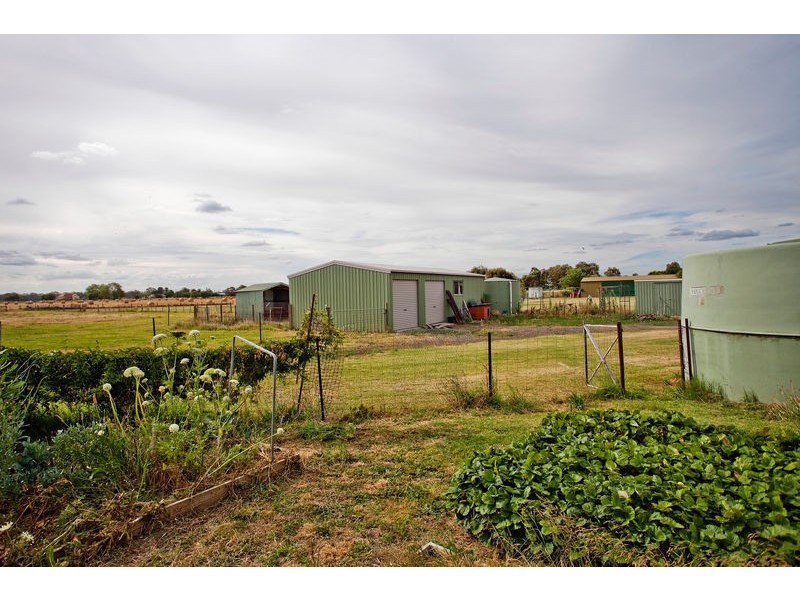 345 Station Street, Epsom VIC 3551