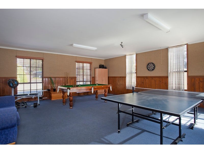 98 Strickland Street, Ascot VIC 3551