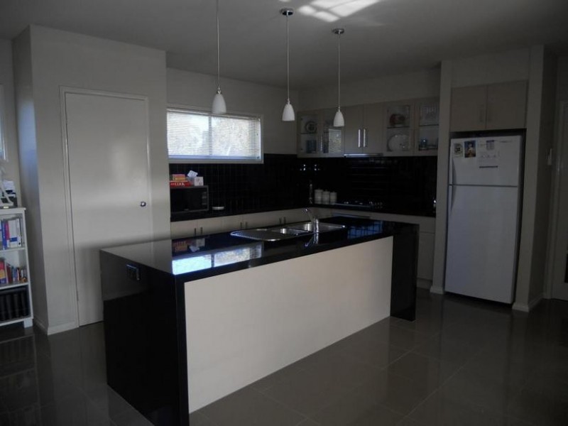 137 Havlin Street East, Flora Hill VIC 3550