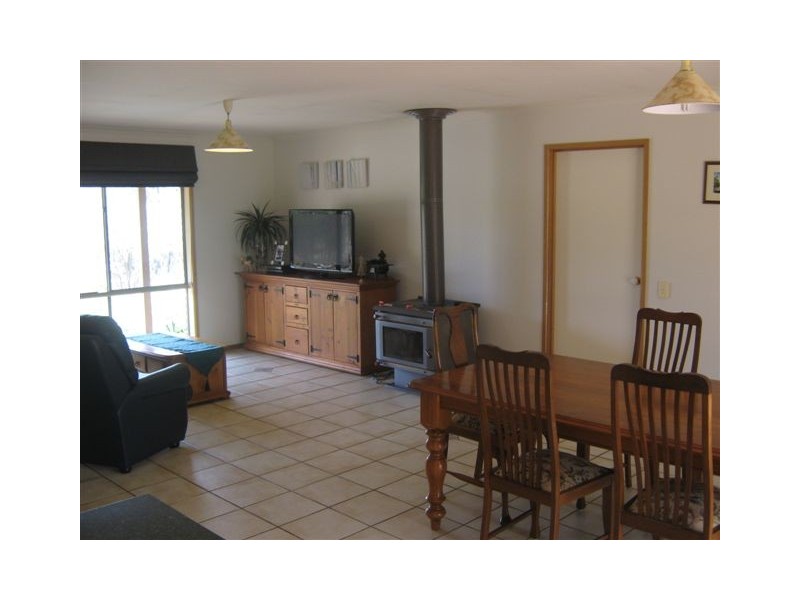 7 Hansell Drive, Junortoun VIC 3551