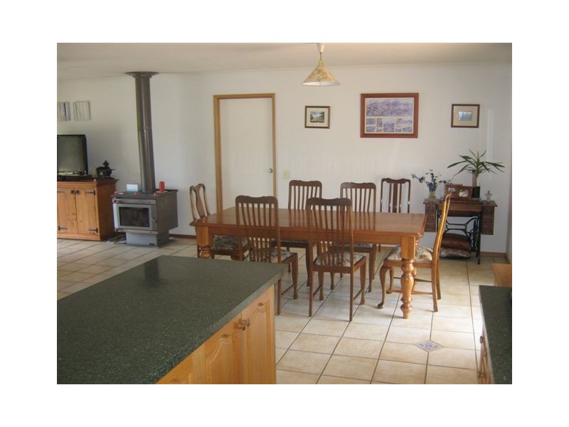 7 Hansell Drive, Junortoun VIC 3551