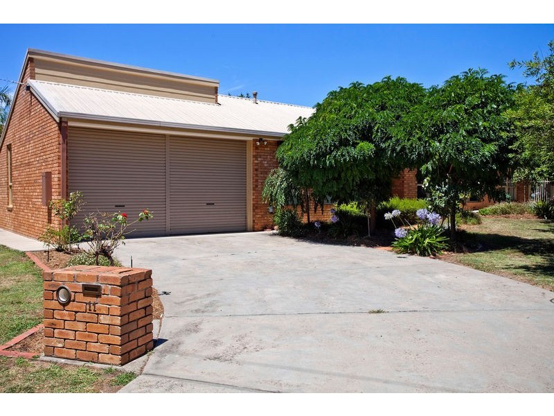 11 Wattle Drive, Spring Gully VIC 3550