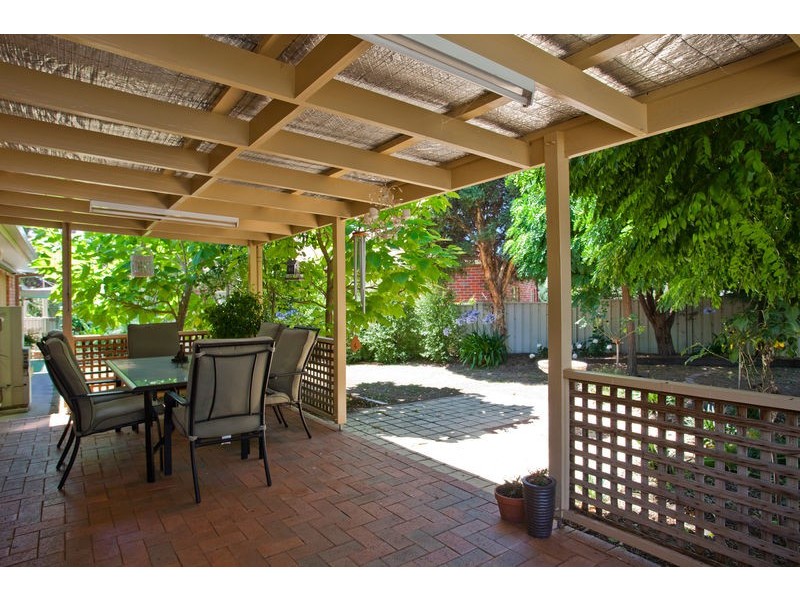 11 Wattle Drive, Spring Gully VIC 3550