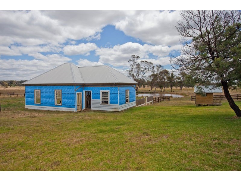 253 Hargreaves Road, Strathfieldsaye VIC 3551