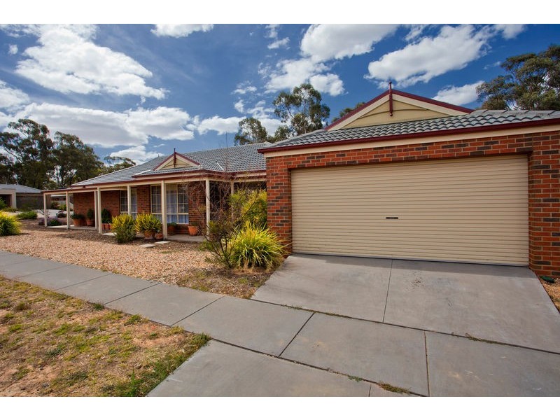 7 Peacock Drive, Epsom VIC 3551