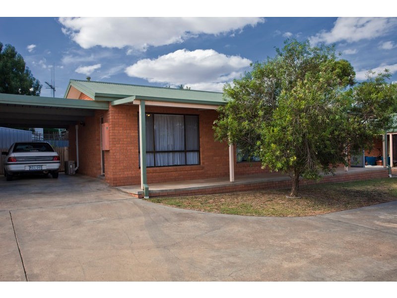 2/9 Rose Street, California Gully VIC 3556