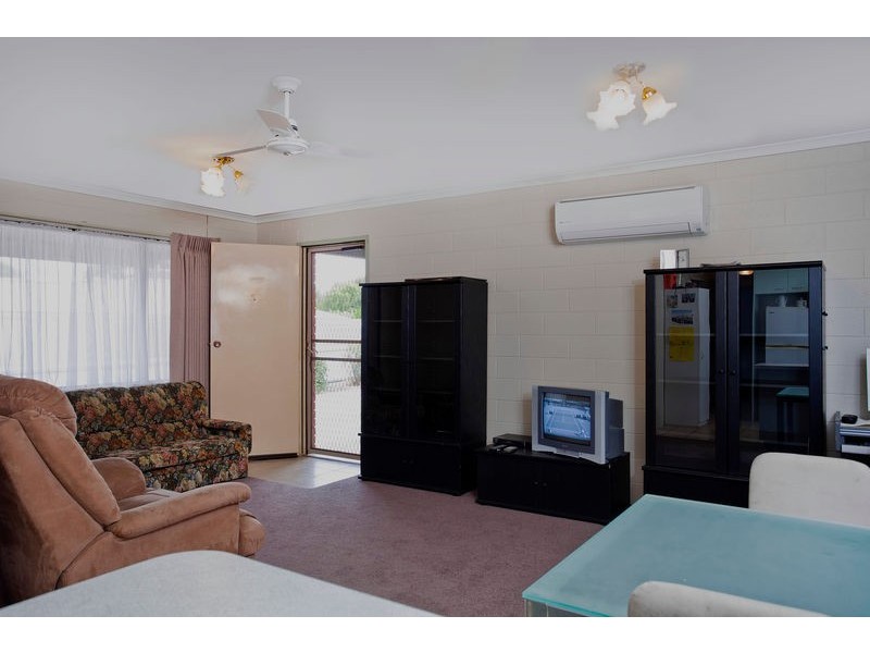 2/9 Rose Street, California Gully VIC 3556