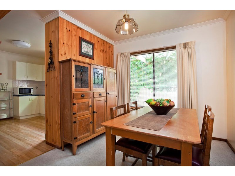 50 Crusoe Road, Kangaroo Flat VIC 3555