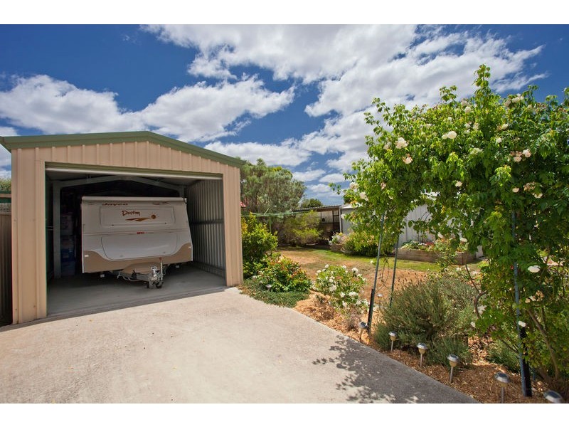 50 Crusoe Road, Kangaroo Flat VIC 3555