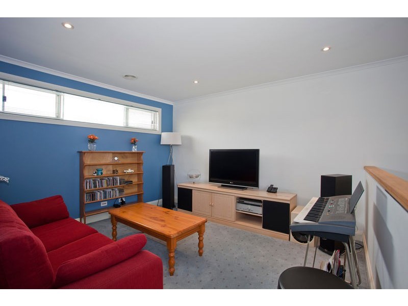 37 Maple Street, Golden Square VIC 3555