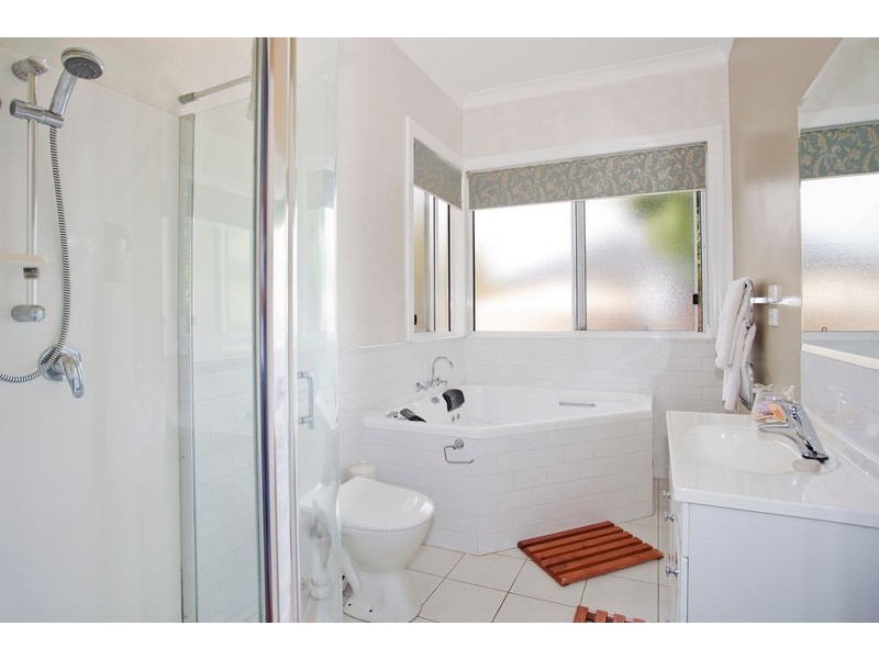 37 Maple Street, Golden Square VIC 3555