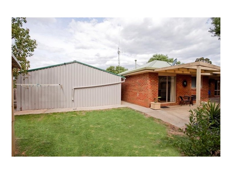 10A Young Street, Golden Square VIC 3555