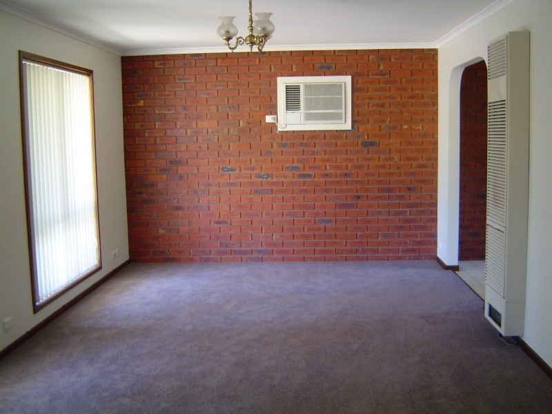 77 Marnie Road, Strathdale VIC 3550