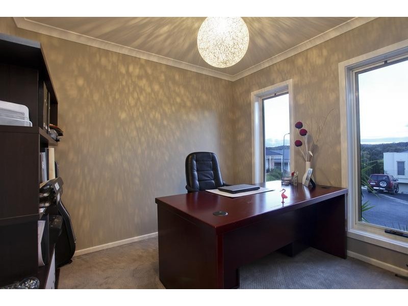 4 Oxford Terrace, Strathdale VIC 3550