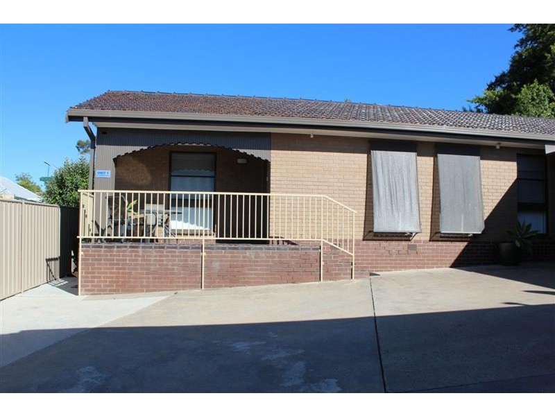 1/5 Clarence Avenue, Kennington VIC 3550
