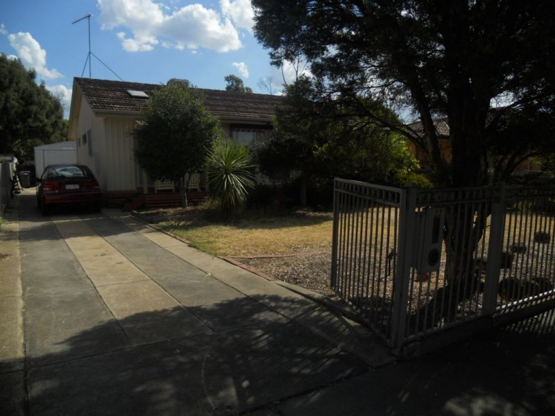 22 Owen Street, Kennington VIC 3550