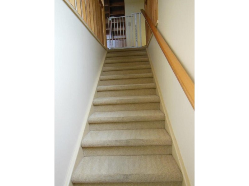 30 Milton Avenue, Spring Gully VIC 3550