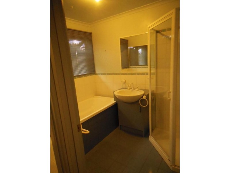 30 Milton Avenue, Spring Gully VIC 3550