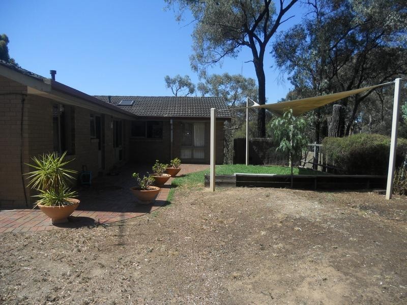 30 Milton Avenue, Spring Gully VIC 3550