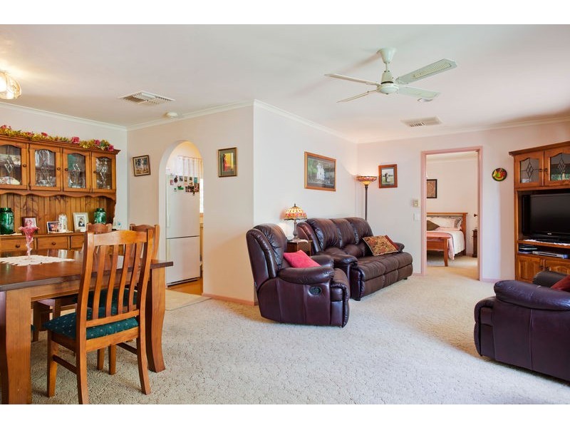 26 Magellan Crescent, Kangaroo Flat VIC 3555