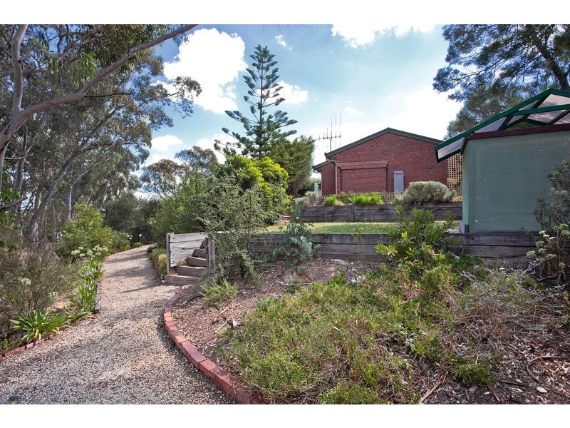 26 Magellan Crescent, Kangaroo Flat VIC 3555