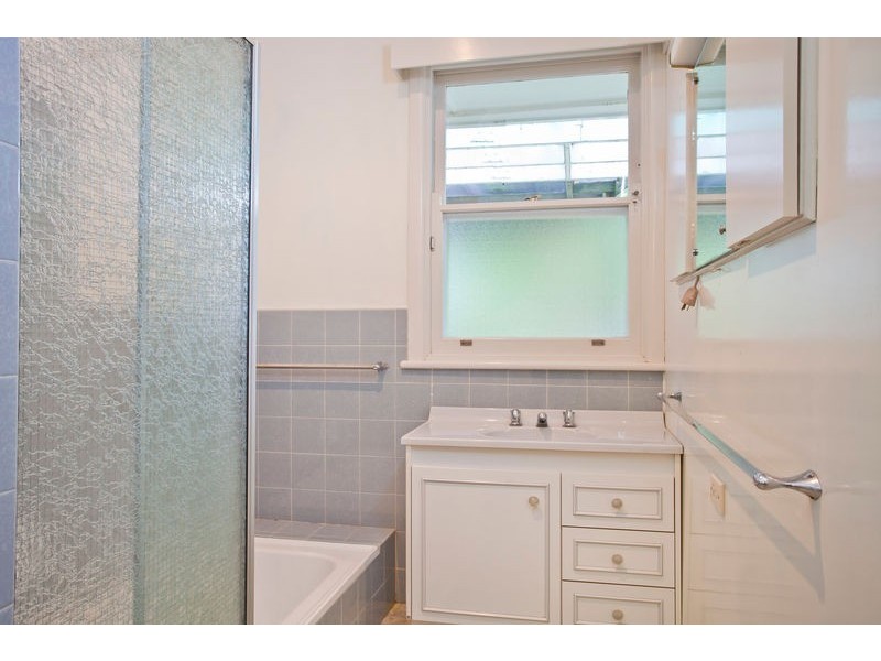 8 Beischer Street, Strathdale VIC 3550