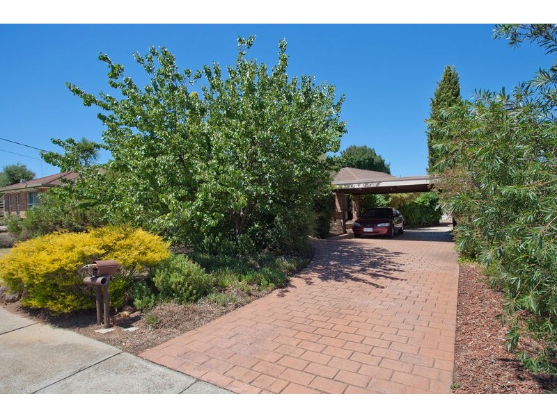 13 Nandina Court, Strathdale VIC 3550