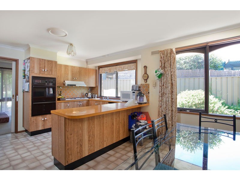 13 Nandina Court, Strathdale VIC 3550