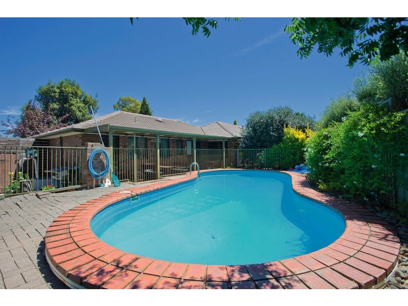 13 Nandina Court, Strathdale VIC 3550