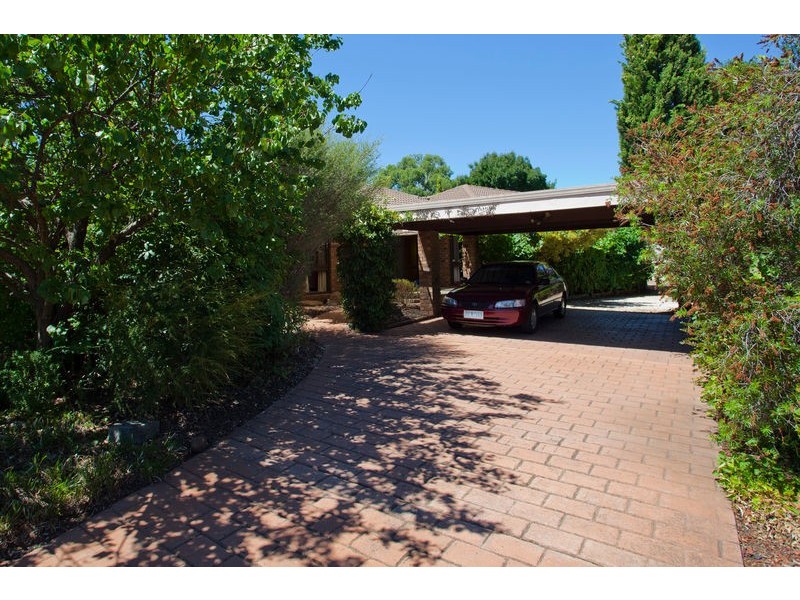 13 Nandina Court, Strathdale VIC 3550