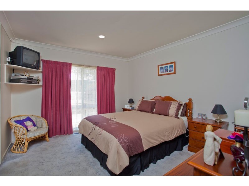 6 Pioneer Drive, Maiden Gully VIC 3551
