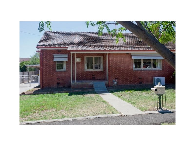 13 Ellis Street, Flora Hill VIC 3550