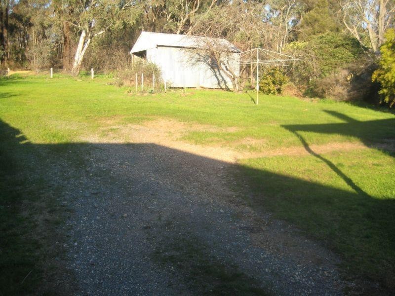 184 Retreat Road, Spring Gully VIC 3550