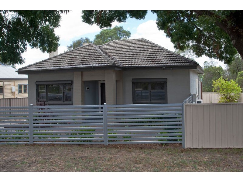 5 Spring Gully Road, Quarry Hill VIC 3550