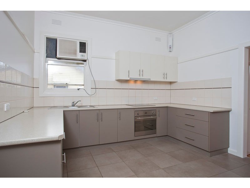 5 Spring Gully Road, Quarry Hill VIC 3550