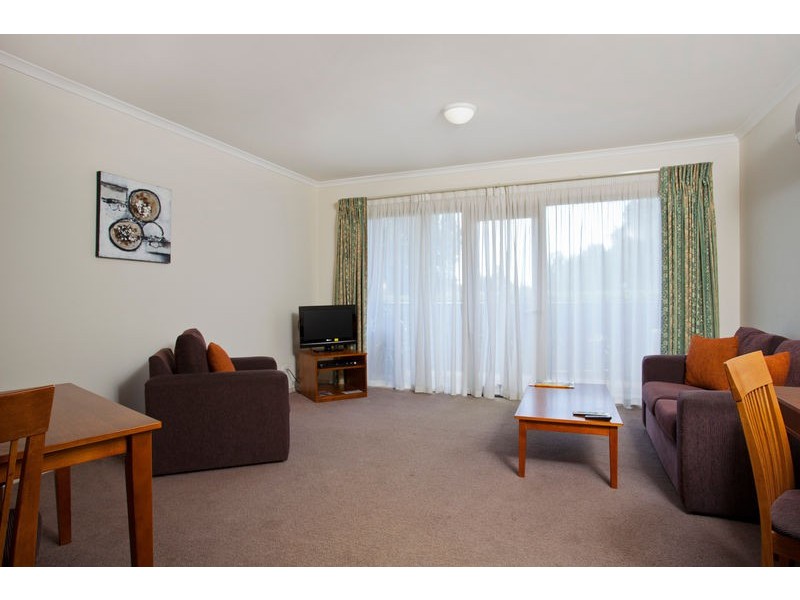 17/489 – 493 High Street, Golden Square VIC 3555